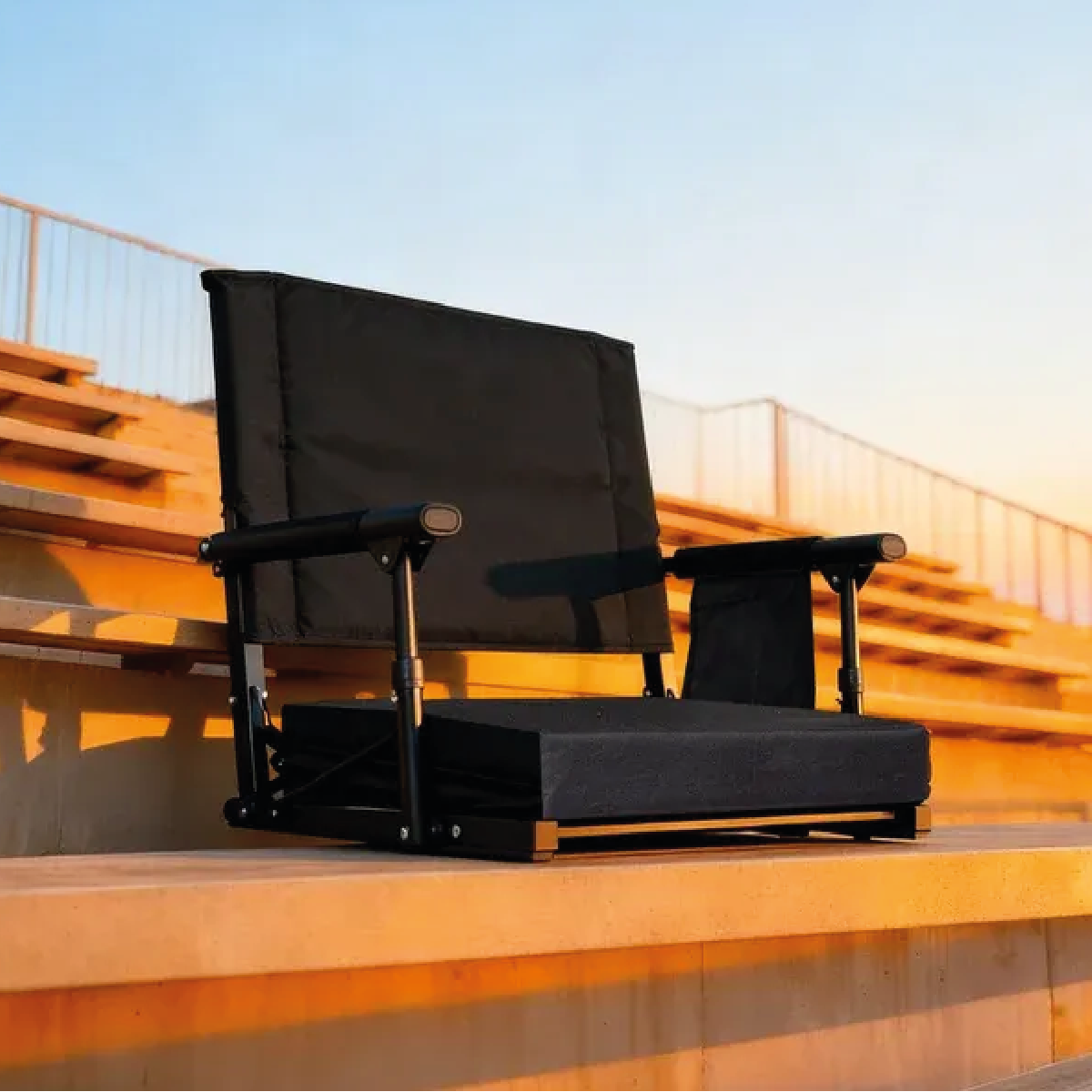 Reposera De Piso Plegable Premium En Acero Y Lona Reclinable - InnovaHome