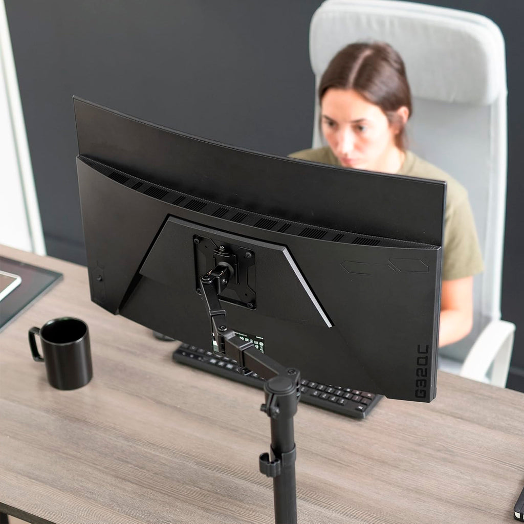 Soporte de monitor ajustable para escritorio de 17 a 27 pulgadas compatible con VESA y altura regulable de acero.