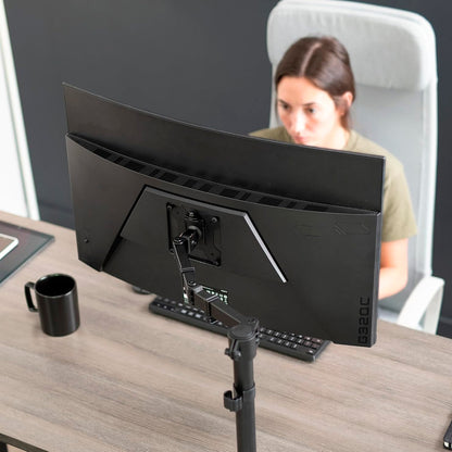 Soporte de monitor ajustable para escritorio de 17 a 27 pulgadas compatible con VESA y altura regulable de acero.